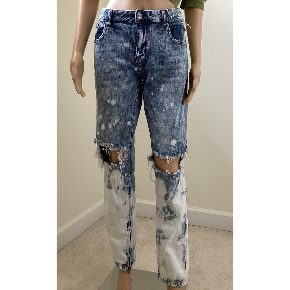 CJ Black slim flex zip cuff distress jeans acid-wash‎ style size 32/32